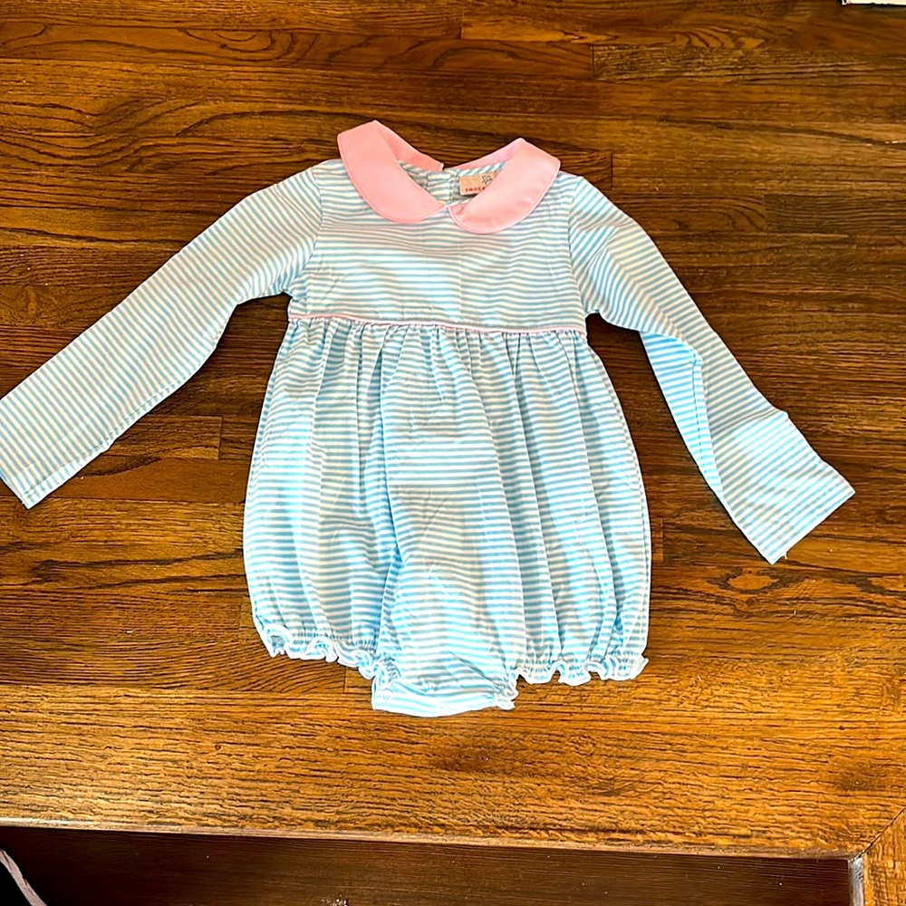 Never worn, Smockingbird bubble